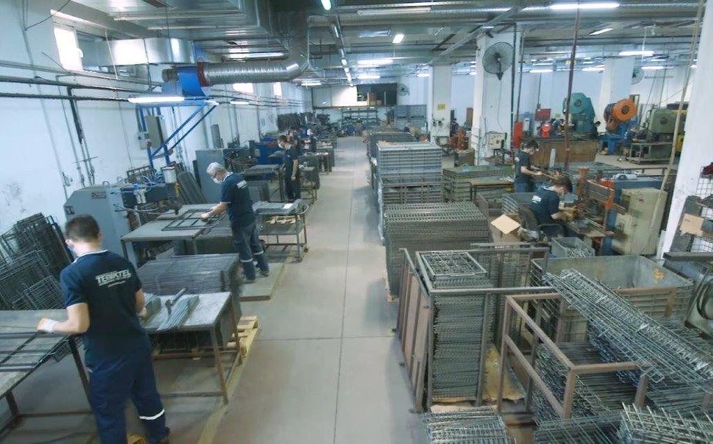 Tel ürünlerin işlendiği üretim alanı
