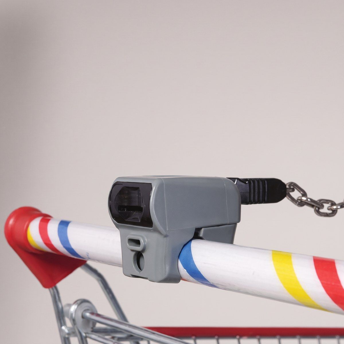 180 Litre Wire Base Shopping Trolley – Coin lock